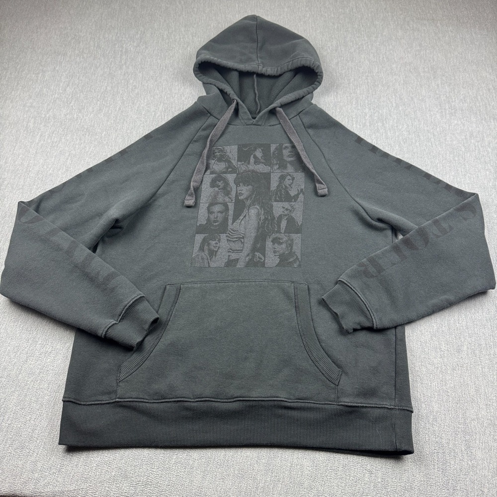 Taylor Swift Hoodie Womens Medium Gray The Eras Tour Sweatshirt‎ Fleece Pullover